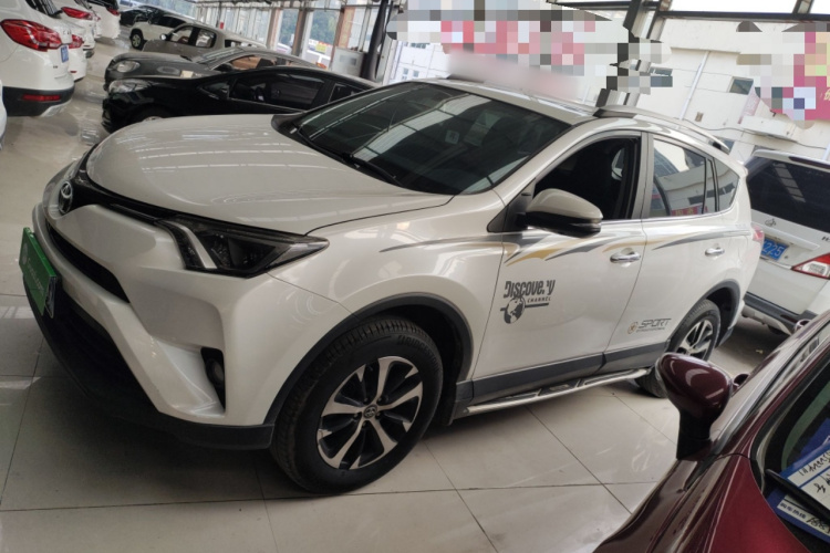 丰田 RAV4荣放 2019款 2.0L CVT两驱风尚版 国VI车身外观4