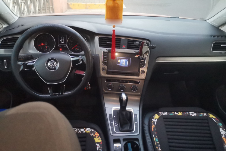 大众 高尔夫 2015款 1.6L 自动舒适型中控内饰12