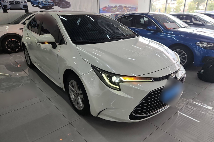 丰田 雷凌 2019款 185T CVT豪华版 国VI车身外观6002