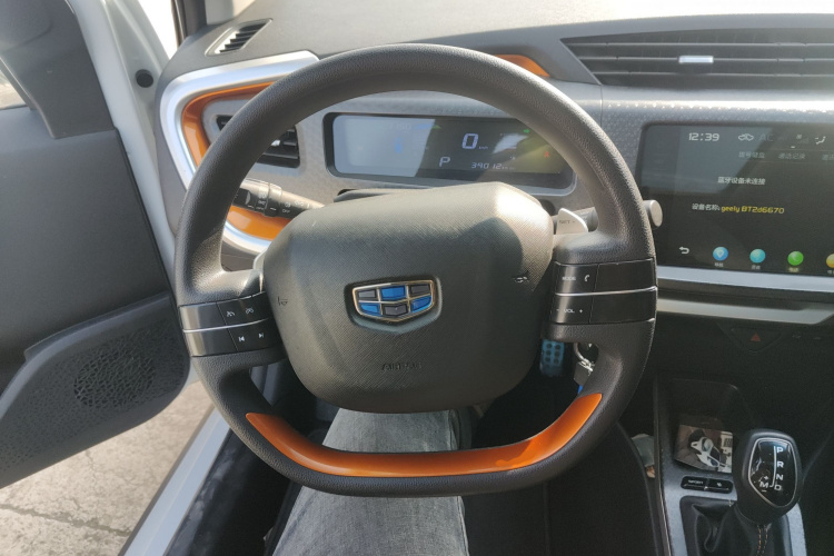 吉利汽车 远景X1 2017款 1.3L 自动玩家版局部细节13