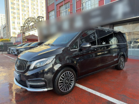 奔驰V级 2017款 V 260 L 尊贵加长版