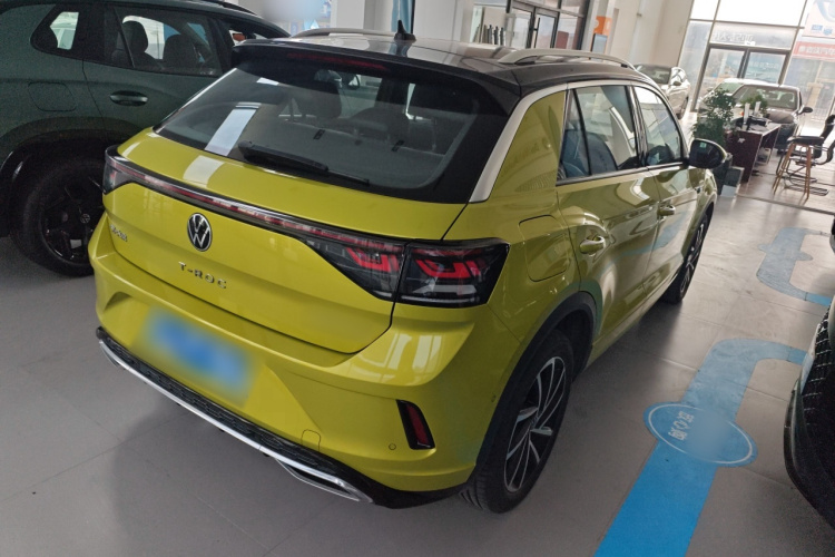 大众 T-ROC探歌 2023款 300TSI DSG两驱星光版车身外观6005