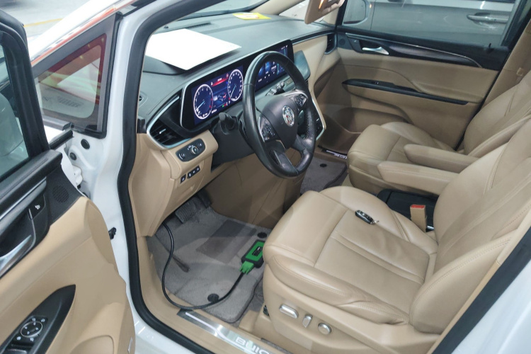 别克GL8 2021款 ES陆尊 653T 智慧旗舰型中控内饰20