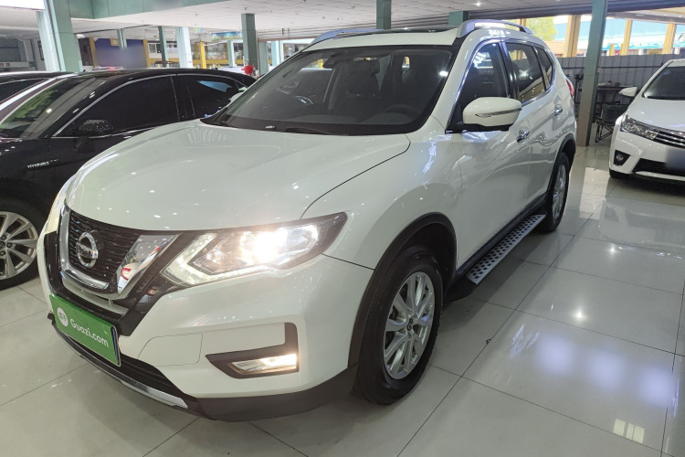 日产 奇骏 2019款 2.0L CVT智联舒适版 2WD车身外观1