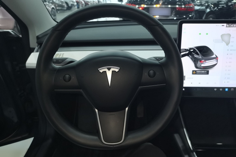特斯拉 Model 3 2020款 标准续航后驱升级版中控内饰13