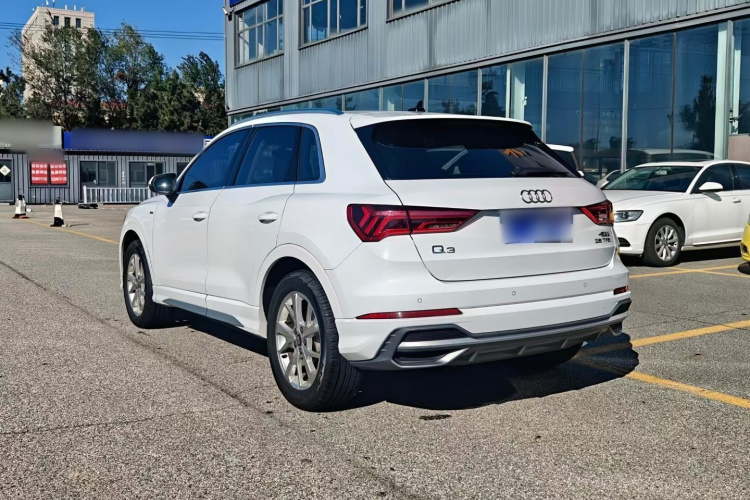 奥迪Q3 2019款 35 TFSI 进取动感型车身外观6003