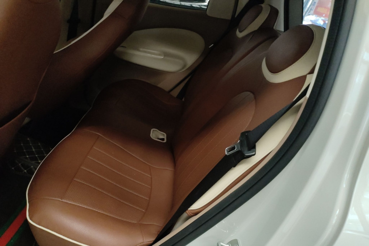 五菱汽车 宏光MINIEV 2025款 四门版 臻享款中控内饰21