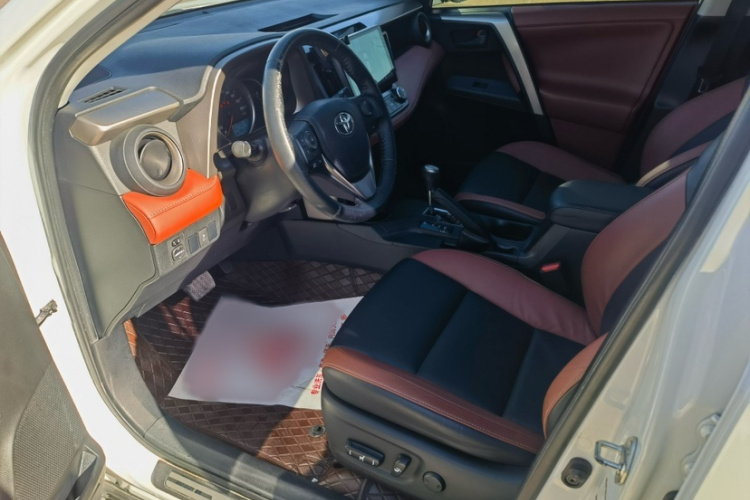 丰田 RAV4荣放 2015款 2.5L 自动四驱精英版中控内饰7005