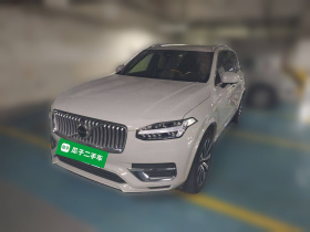 沃尔沃XC90 2023款 B6 智逸豪华版 7座