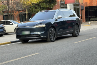 鸿蒙智行 问界M9 2024款 增程 Ultra版 42kWh 6座版