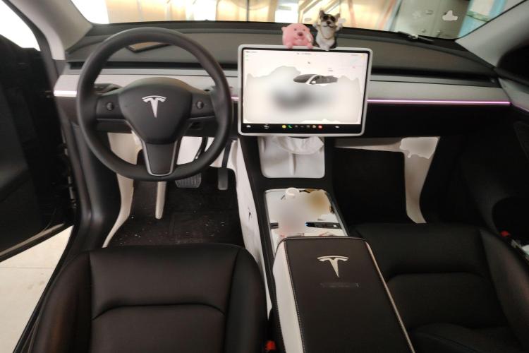 特斯拉 Model Y 2024款 后轮驱动版中控内饰7002