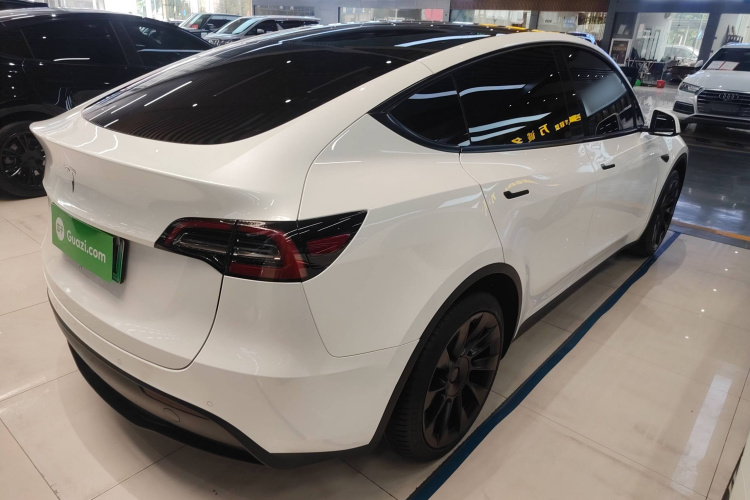 特斯拉 Model Y 2022款 改款 后轮驱动版车身外观6005