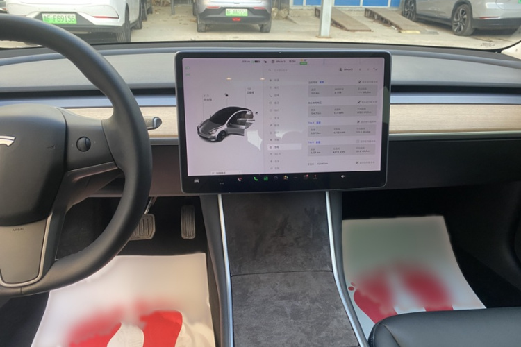 特斯拉 Model 3 2020款 标准续航后驱升级版局部细节14