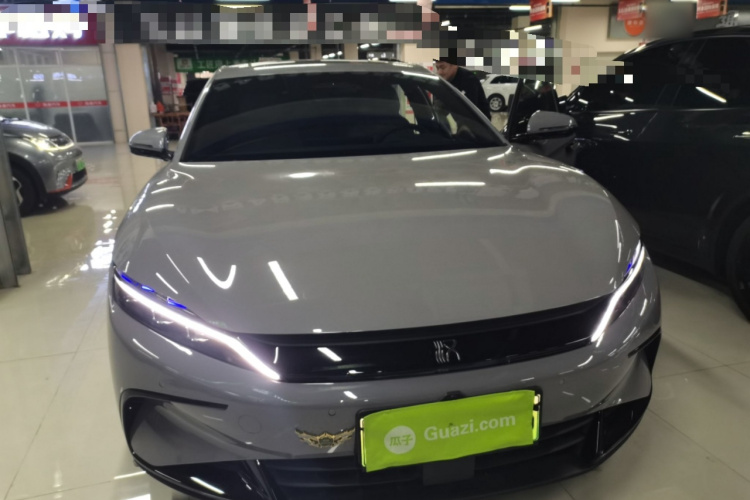 比亚迪 汉 2025款 DM-i 智驾版 125KM尊贵型车身外观6001