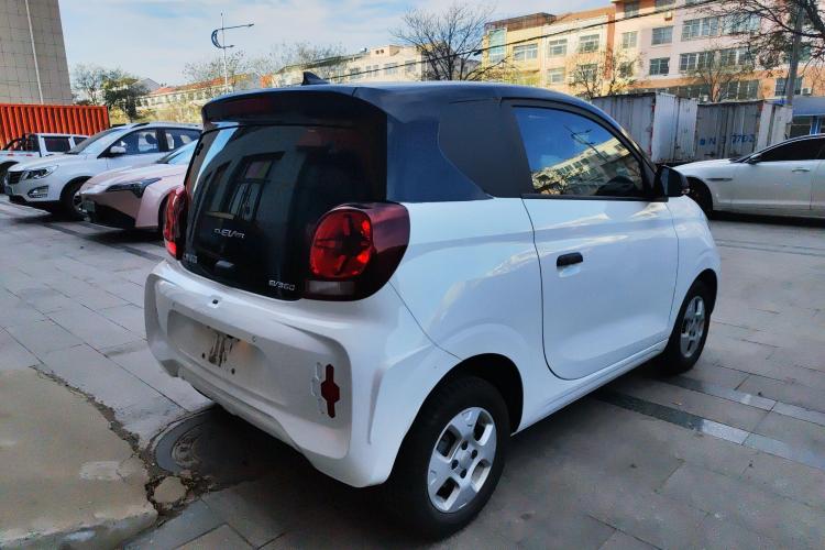 荣威 科莱威CLEVER 2021款 302km新四座超能版车身外观7