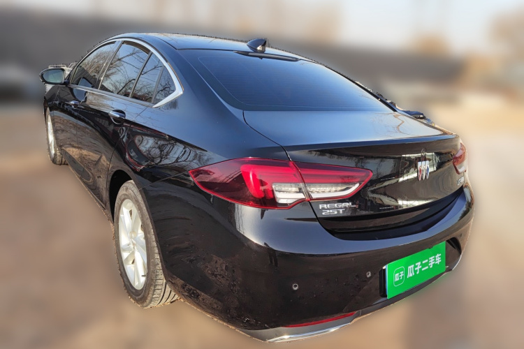 别克 君威 2024款 25T 超享版车身外观5