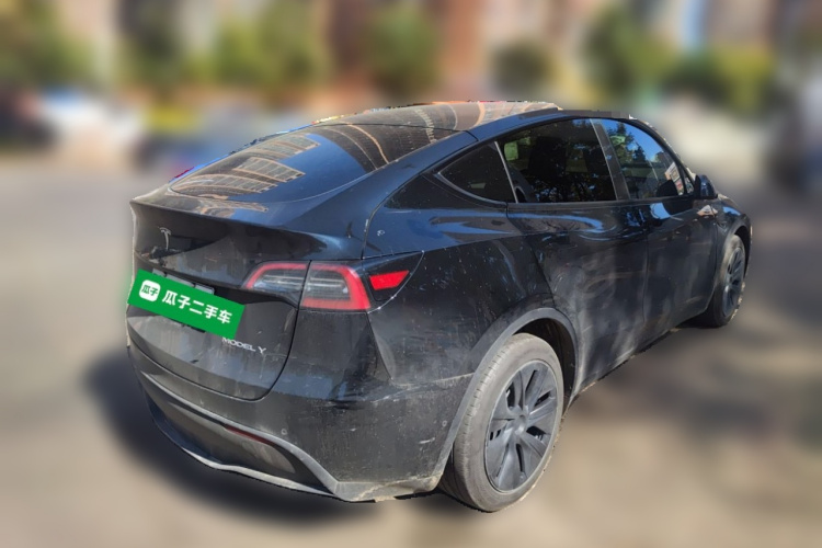 特斯拉 Model Y 2023款 后轮驱动版车身外观6005