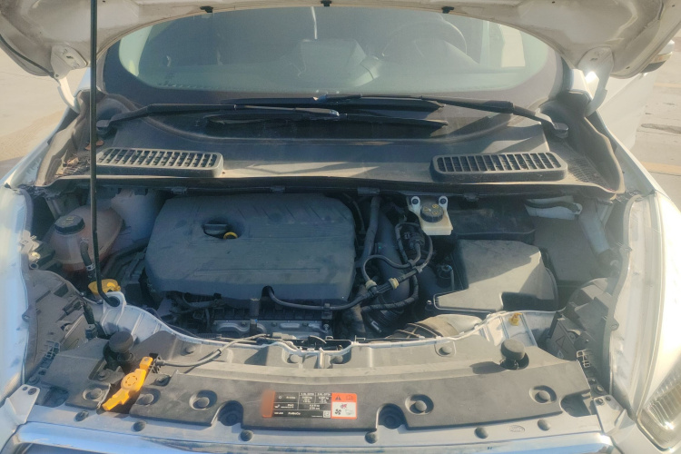 福特 翼虎 2018款 EcoBoost 180 两驱铂翼型机舱底盘24