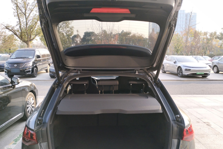 奥迪A3 2024款 Sportback 35 TFSI 时尚运动型机舱底盘23