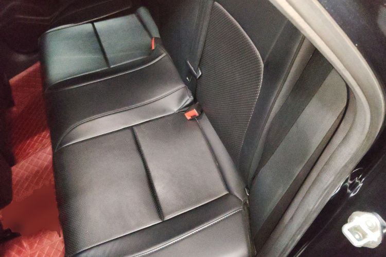 本田 思域 2022款 240TURBO CVT劲动版中控内饰21