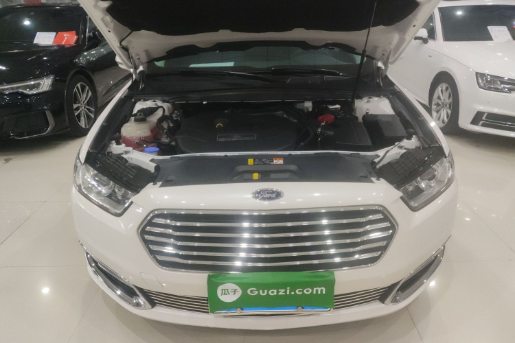 福特 金牛座 2017款 改款 EcoBoost 245 时尚型局部细节24