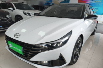 现代 伊兰特 2021款 1.5L CVT LUX尊贵版