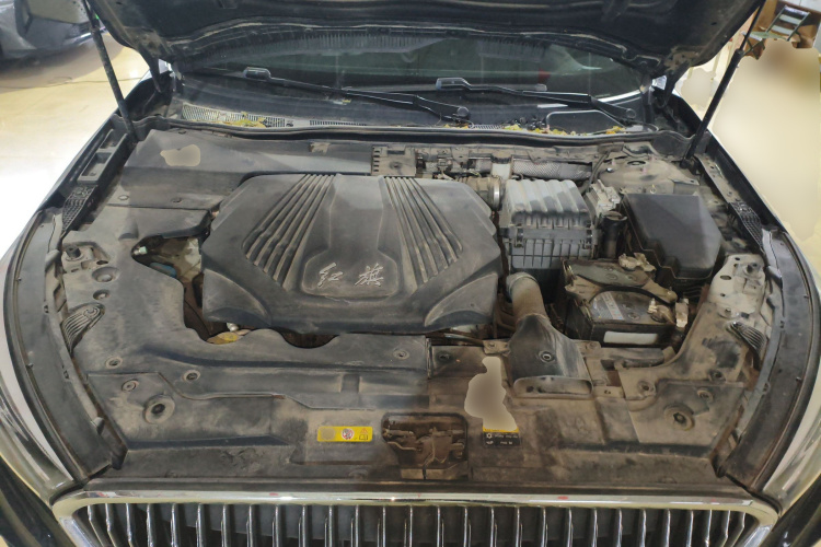 红旗H5 2018款 30TD 型动版机舱底盘24