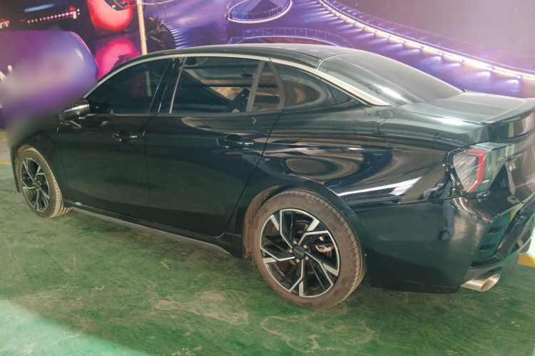 领克03 2023款 1.5TD DCT劲Pro车身外观4