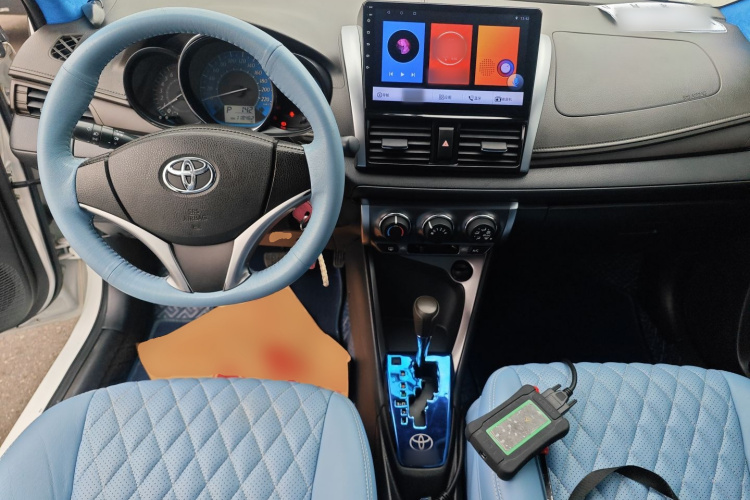丰田 YARiS L 致炫 2015款 1.5E 自动魅动版中控内饰12