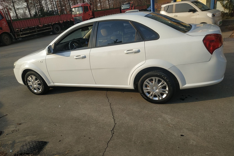 别克 凯越 2015款 1.5L 自动经典型车身外观6003