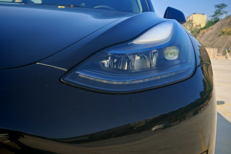 特斯拉 Model 3 2022款 后轮驱动版车身外观6003