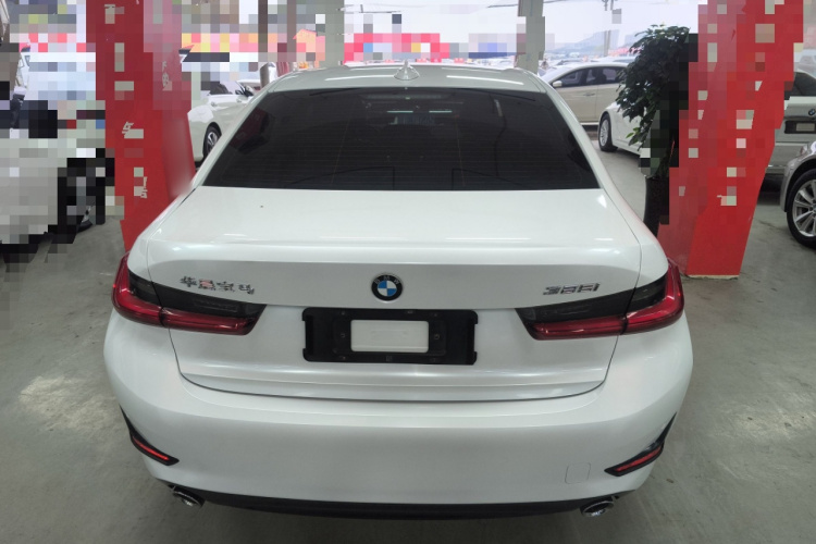 宝马3系 2021款 改款二 320i 运动套装车身外观6004