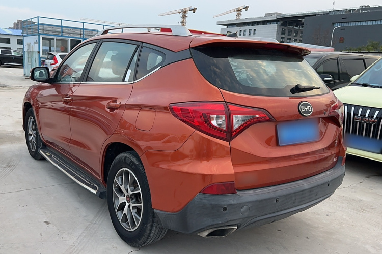 比亚迪 宋 2016款 盖世版 1.5TID 自动精英型车身外观6005