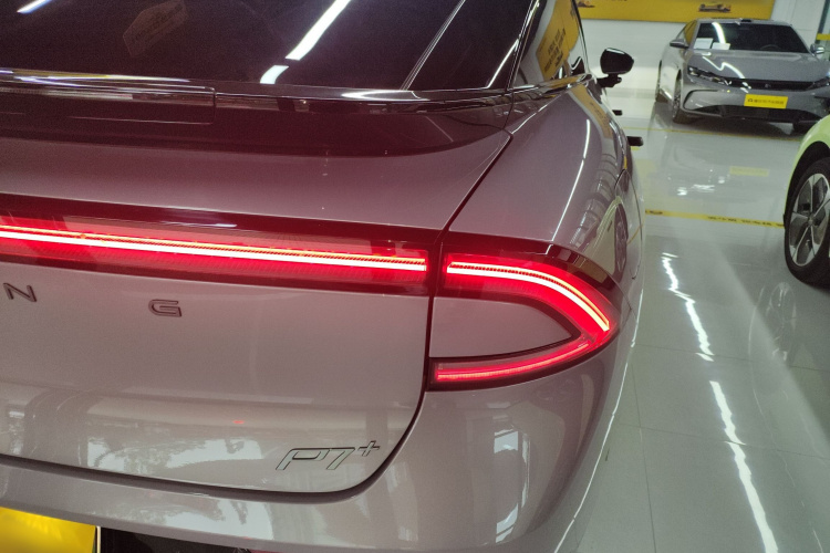 小鹏P7+ 2024款 长续航 Max车身外观9