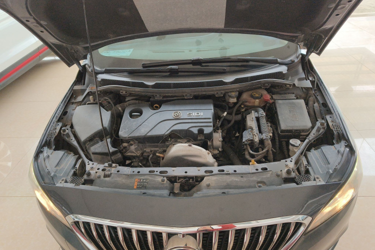 别克 威朗 2017款 三厢 15S 自动进取型机舱底盘24