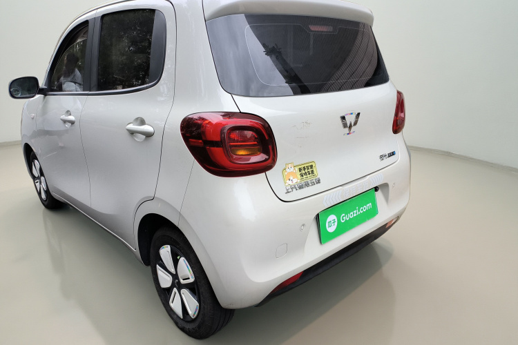 五菱汽车 宏光MINIEV 2025款 四门版 进阶款车身外观5