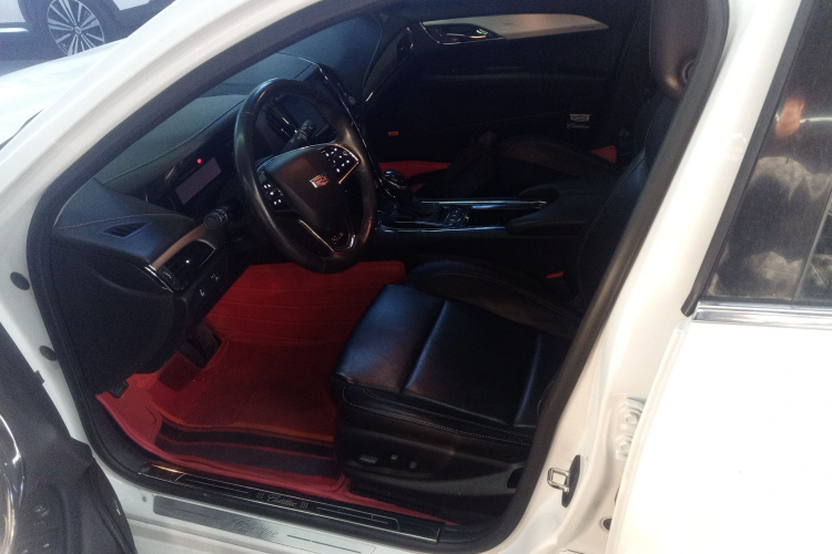 凯迪拉克ATS-L 2017款 28T 时尚型中控内饰19