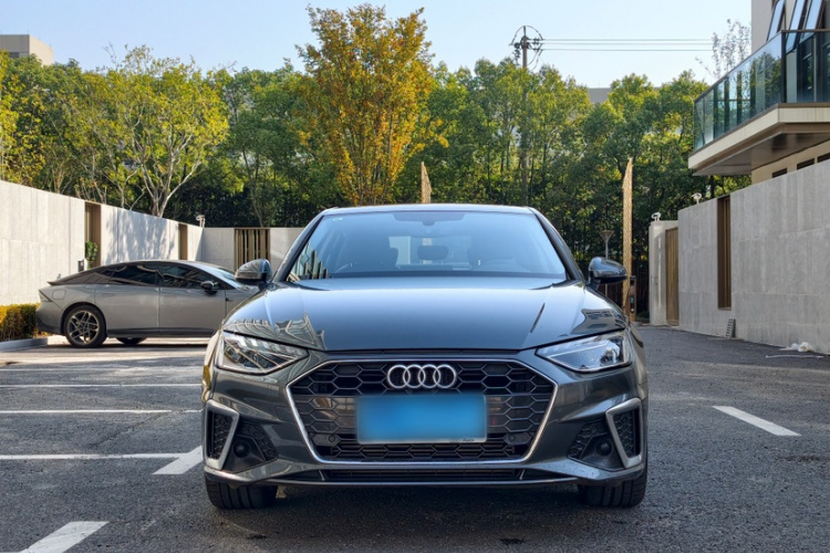 奥迪A4L 2023款 40 TFSI 时尚动感型车身外观6001