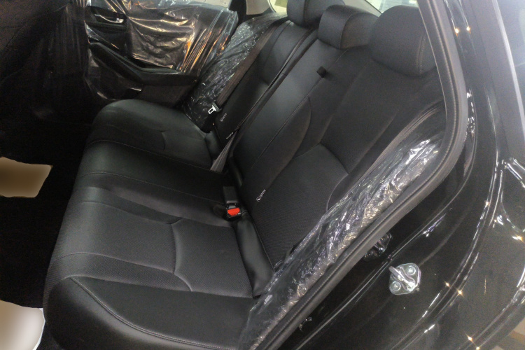 本田 英仕派 2025款 260TURBO 精逸版中控内饰7004