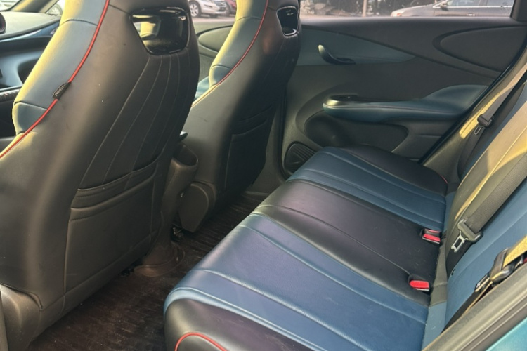 比亚迪 海豚 2021款 401km 骑士版中控内饰7004