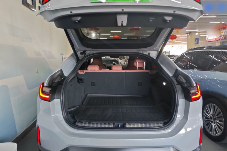 蔚来EC6 2020款 440KM 性能版机舱底盘23