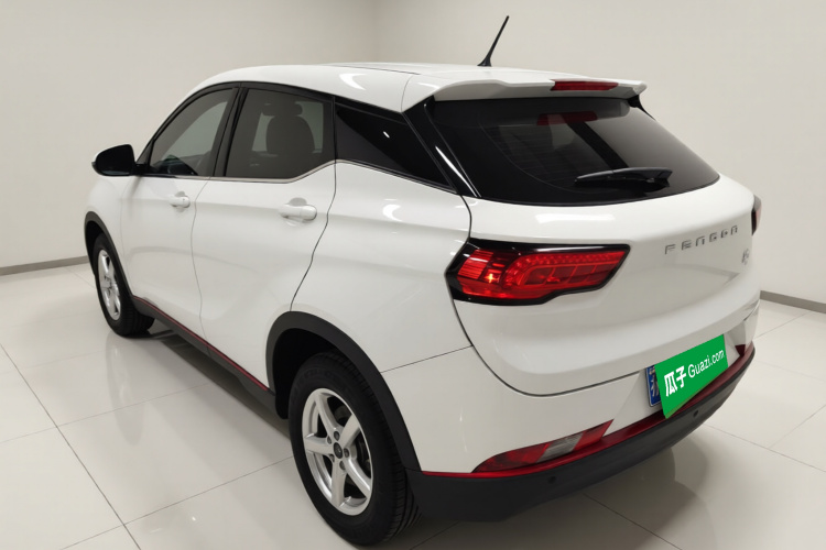 东风风光 风光500 2022款 1.5L CVT悦享型车身外观5