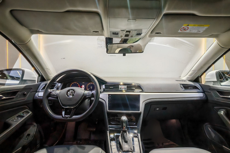 大众 凌渡 2021款 改款 280TSI DSG舒适版中控内饰7003