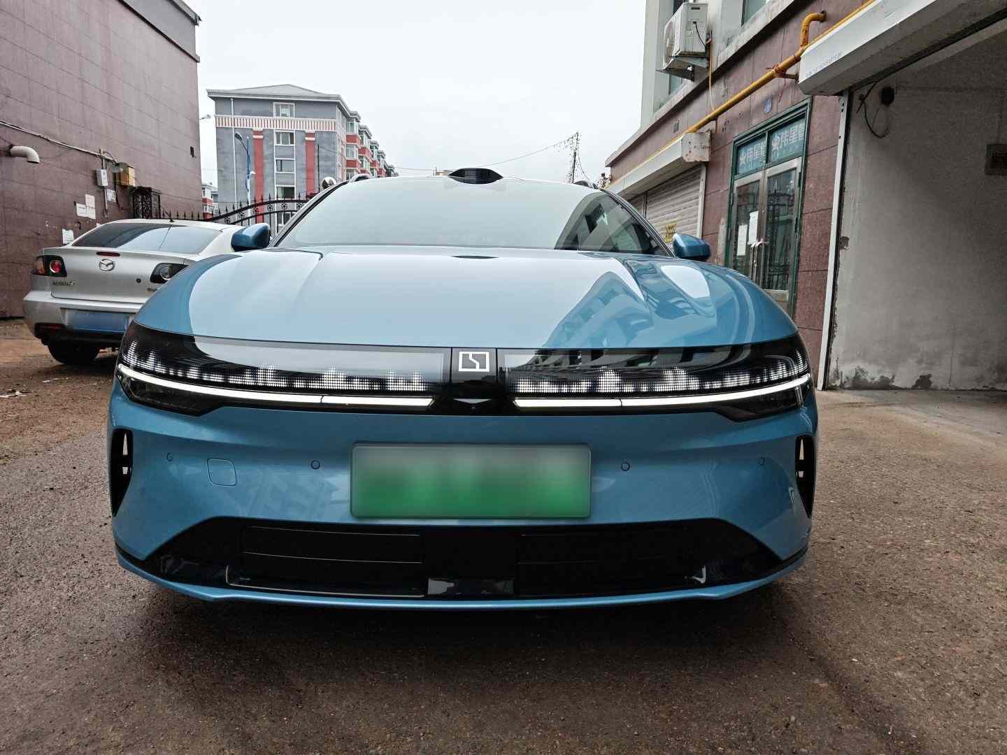 极氪007GT 2025款 四驱智驾版 75kWh(2)