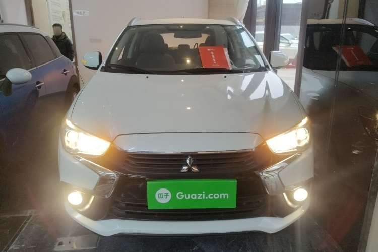 三菱 劲炫ASX 2018款 2.0L CVT两驱尊享版车身外观6001