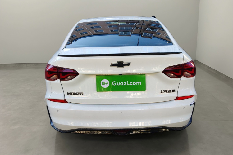 雪佛兰 科鲁泽 2023款 1.3T 轻混自动尊享版车身外观6