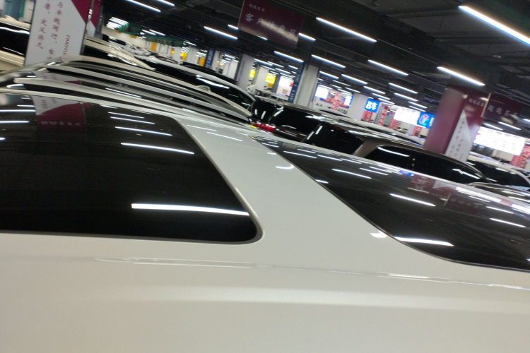 腾势D9 2022款 DM-i 970 四驱旗舰型局部细节57