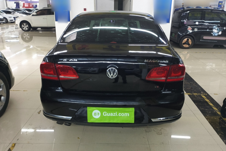 大众 迈腾 2015款 1.8TSI 尊贵型车身外观6