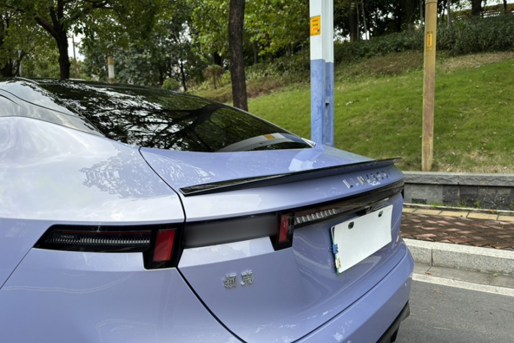 领克07 2024款 EM-P 126长续航 Ultra车身外观6002