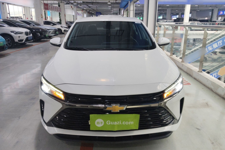 雪佛兰 科鲁泽 2023款 1.5L 双离合乐享版车身外观2